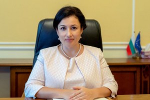 Taneva-v bjalo