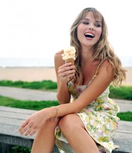 Gurl-Ais copy