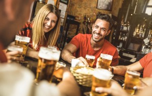 Happy,Friends,Group,Drinking,Beer,At,Brewery,Bar,Restaurant,-